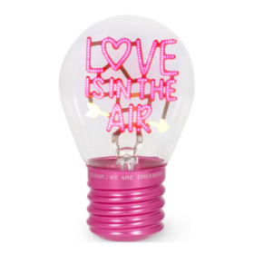 Lampa Love is in the air